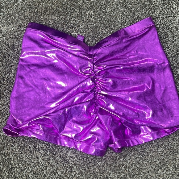 Skims METALLIC SWIM V-WAIST SHORT Dragon Fruit Sz large - Picture 7 of 12